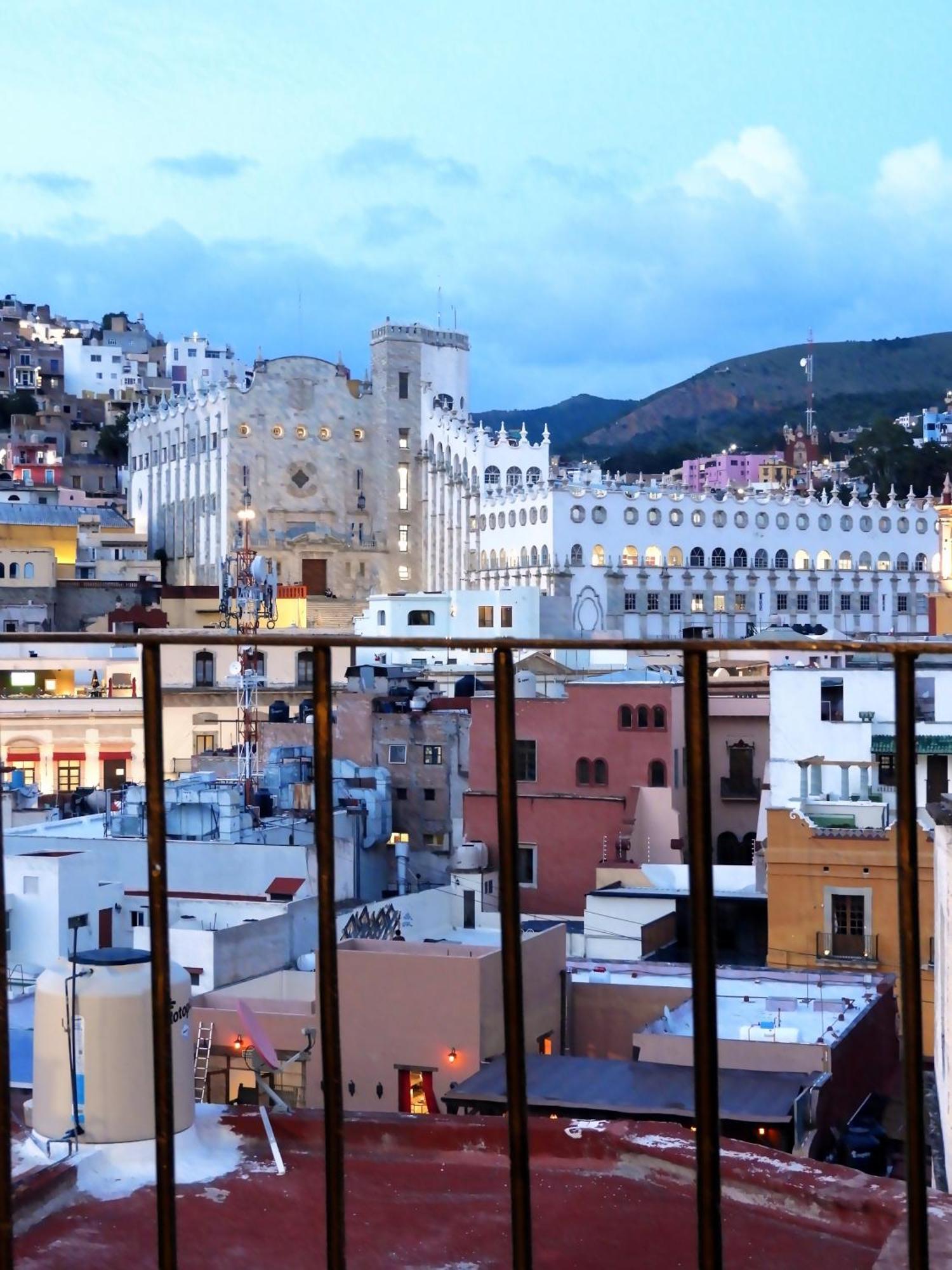Plaza San Cayetano Panoramic House Hotel Guanajuato Exterior photo